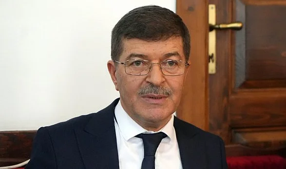 OMÜ'lü Prof. Dr. Mustafa Köylü: Taşıyıcı Annelik Nesli Tehdit Ediyor