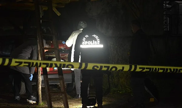 Ordu Ünye'de Evin Otoparkına Patlayıcı Madde Atıp Kaçan Şahıs Yakalandı