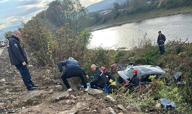 Otomobille Çarpışan 3 Tekerlekli Motosikletteki Çift Yaşamını Yitirdi