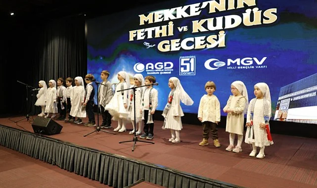 Samsun'da Anlamlı Gece: Mekke'nin Fethi ve Kudüs Programı