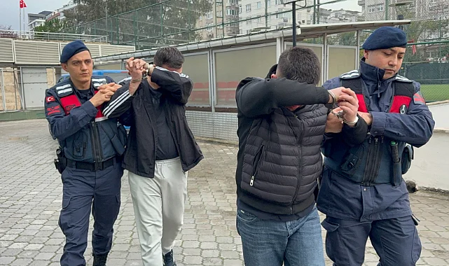 Samsun'da Araçlarında Uyuşturucu Hap Ele Geçirilen 2 Kişi Gözaltına Alındı