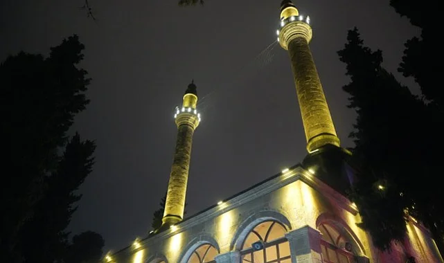 Samsun'da Kandil Huzuru Camiler Doldu Taştı