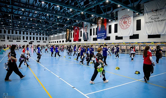 Samsun'da Okçuluk Şöleni: Küçük Okçular Türkiye Şampiyonası İçin Sahada