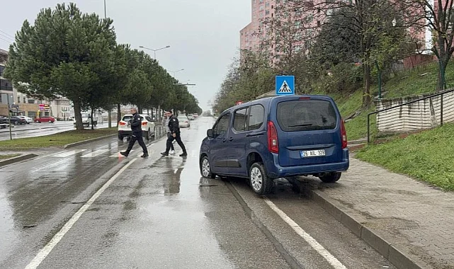 Samsun İlkadım'da Trafik Kazası: Karşıya Geçen Kadın Yaralandı