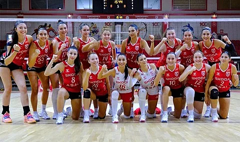 Samsunspor Voleybol Kadınlar 2. Ligi'nde 52 Çamlık Spor Maçına Hazırlanıyor