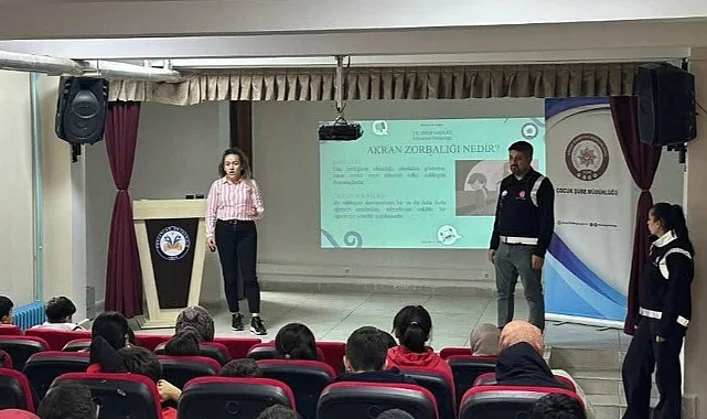 Sinop Emniyetinden Öğrencilere Güvenlik Dersi: Boyabat ve Saraydüzü Okullarında Akran Zorbalığına Karşı Eğitim Verildi 