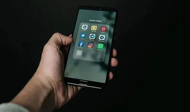 Tarihi Sosyal Medya Yasağı Başladı: 16 Yaş Altına Instagram ve TikTok Erişimi Kapandı