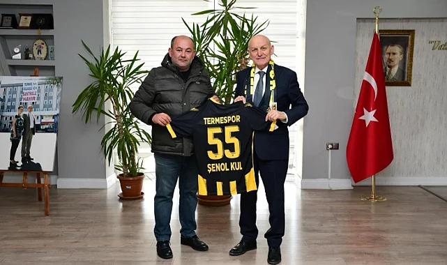 Termespor'dan Başkan Şenol Kul'a Anlamlı Ziyaret: İsimli Forma Hediye Edildi