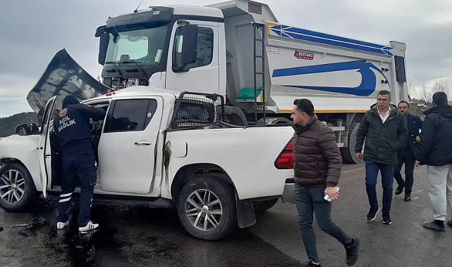 Tokat'ta Feci Kaza: Kamyon ile Kamyonet Çarpıştı, 1 Ölü