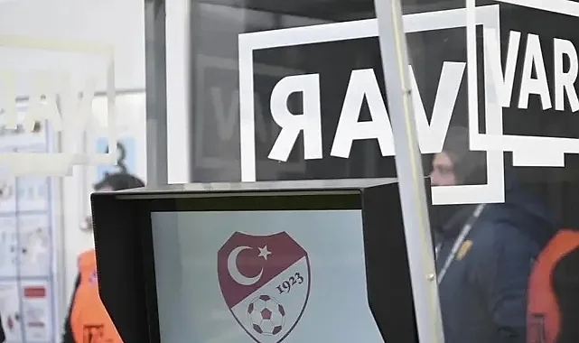 Trabzonspor-Beşiktaş Derbisinin VAR Hakemi Açıklandı