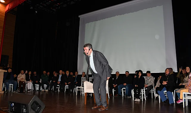 Vezirköprü'de Mutlu Aile Mutlu Çocuk Söyleşisi Salonu Doldurdu