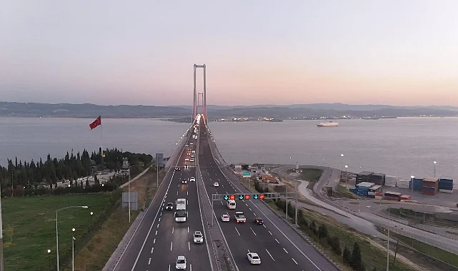Köprü ve Otoyollarda Rekorlar Yılı: 2025 Trafik Verileri Açıklandı
