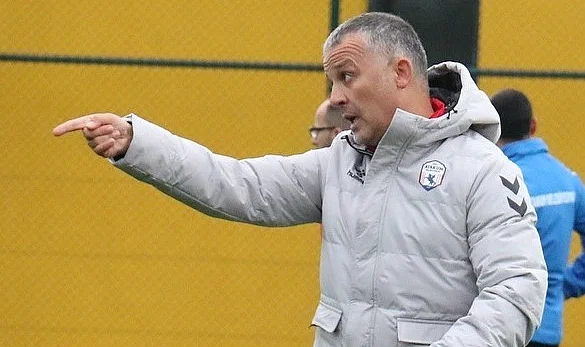 Atakum Belediyespor'da Özgür Cinel'den İlk Yarı Değerlendirmesi