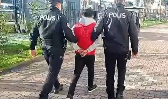 Bafra'da 25 Yıl Hapis Cezası Bulunan Firari Hükümlü Yakalandı