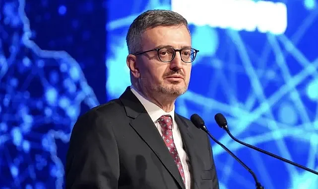 Burhanettin Duran'dan Gazetecilere Yapay Zeka Çağrısı
