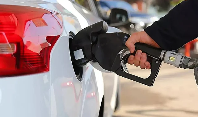 Depoları Doldurun: Benzin Ve Motorinde Yeni Zamlı Tarife