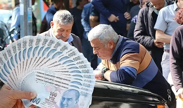 Emeklilerin 2026 Talepleri Belli Oldu: İntibak ve Maaş Zammı Beklentisi
