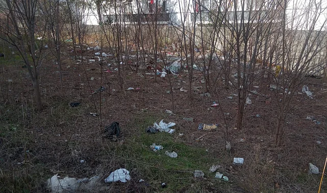 İlkadım Adalet Mahallesi'nde Meskenler Çöplüğe Döndü
