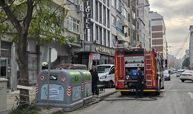 İlkadım'da Çöp Konteyneri Yangını: İtfaiye Müdahale Etti