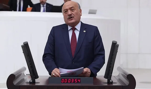 Şaka Değil Gerçek: 5 Yıldızlı Otelin Reklamını Meclis Kürsüsünden Yaptı