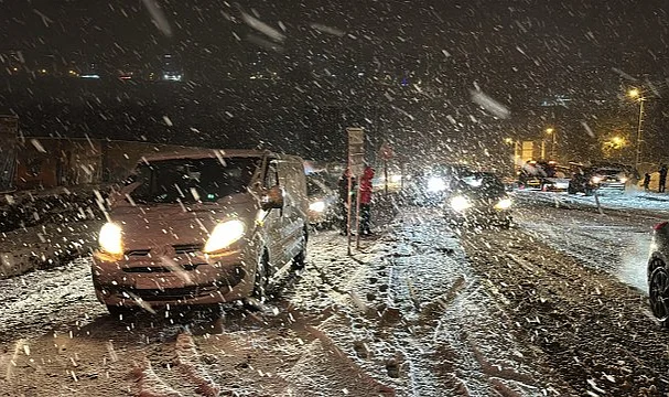 Samsun'da Kar Yağışı Etkisini Artırdı