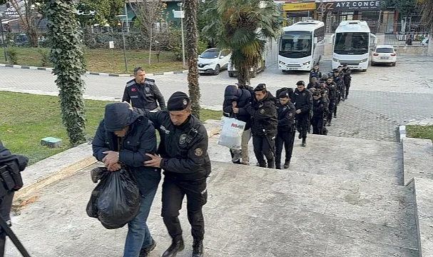 Samsun'da Müstehcenlik Operasyonunda 17 Kişi Adliyeye Sevk Edildi