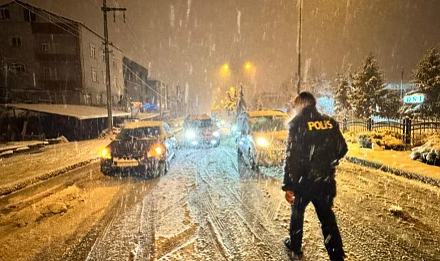 Samsun Sinop Yolu Kar Nedeniyle Kapatıldı