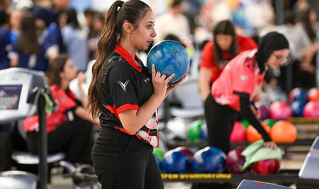 Samsunlu Gençlerin Bowling Zaferi: Kızlarda Şampiyonuz