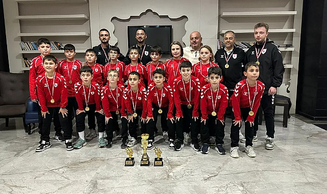 Samsunspor U11 Takımı Antalya’da Şampiyon Oldu