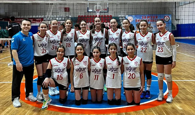 Samsunspor Voleybol'da Midi Takımı Bafra'da Güldü