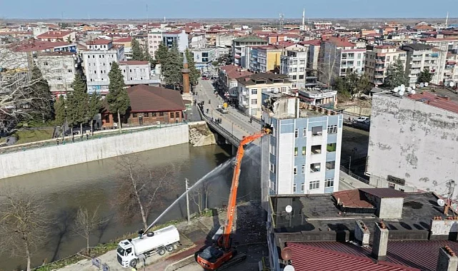Terme’de Sel Kabusu Bitiyor: Çay Islahı İçin İlk Binalar Yıkılıyor