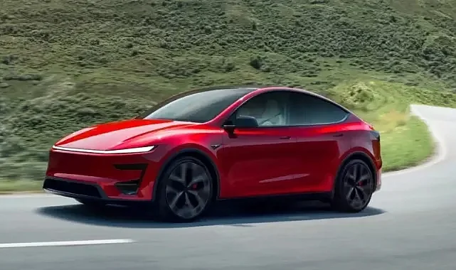 Tesla FSD Hizmetinde Aylık Abonelik Dönemine Geçiyor