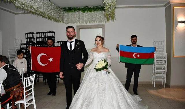 Vezirköprü’ye Azerbaycan’dan Gelin Geldi: Sosyal Medyada Başlayan Aşk Mutlulukla Taçlandı