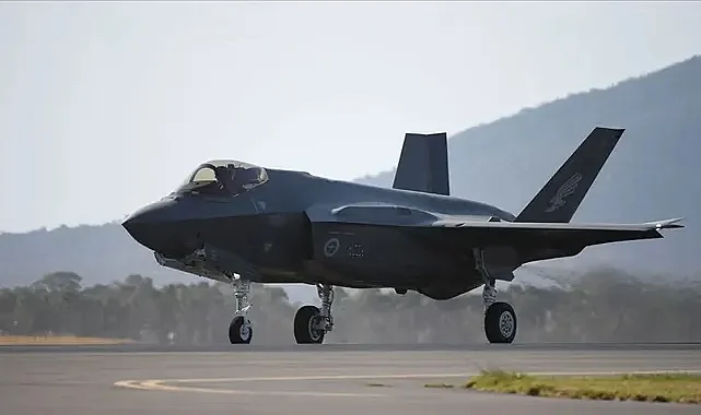 ABD'den İran Sınırına Dev Sevkiyat: F-22 ve F-35'ler Bölgede