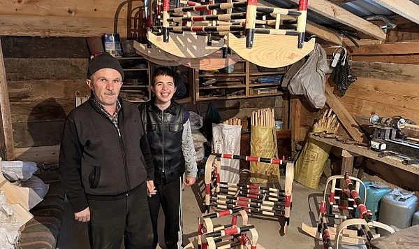 Alaçamlı Beşik Ustası Sefer Uyar Asırlık Geleneği Yaşatıyor