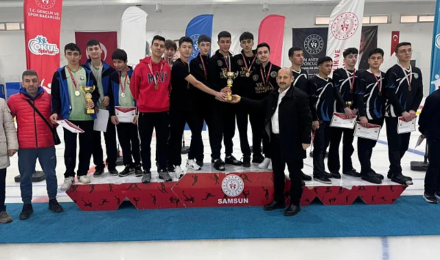 Anafartalar Anadolu Lisesi Curlingde Türkiye Şampiyonu Oldu