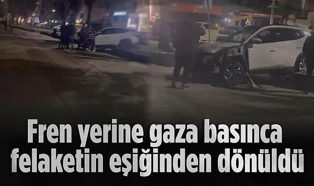 Atakum'da Fren Yerine Gaza Basan Araç Yürüyüş Yoluna Girdi
