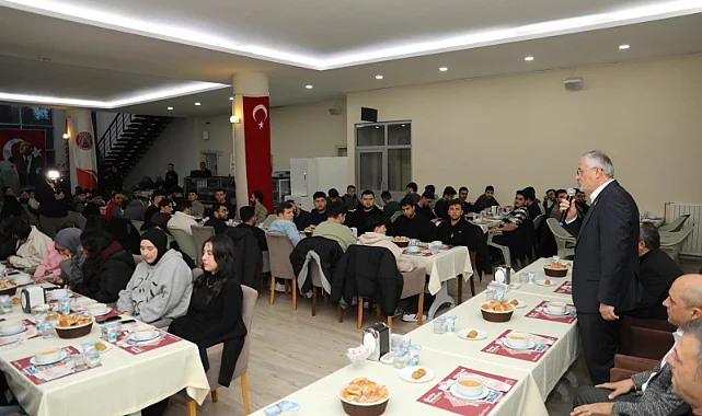 Bafra’da KYK Öğrencileri İftar Sofrasında Buluştu