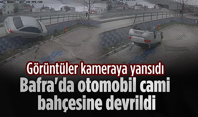 Bafra'da Otomobil Cami Bahçesine Devrildi