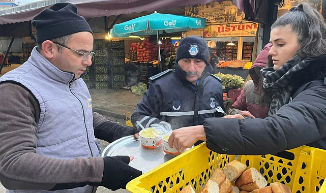 Boyabat Belediyesi Pazar Esnafına Çorba Dağıttı