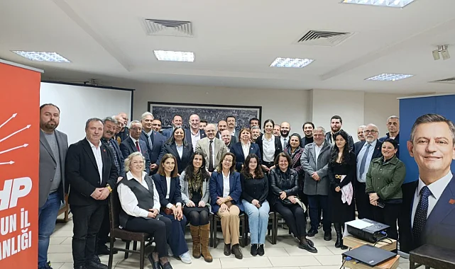 CHP’de Yönetici Eğitimi: İktidara Eğitimli Kadrolarla Yürüyoruz