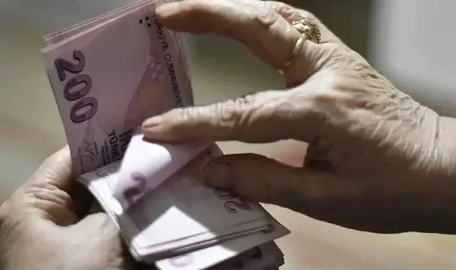 En Düşük Emekli Maaşı Farkları Yattı: Kim Ne Kadar Alacak?