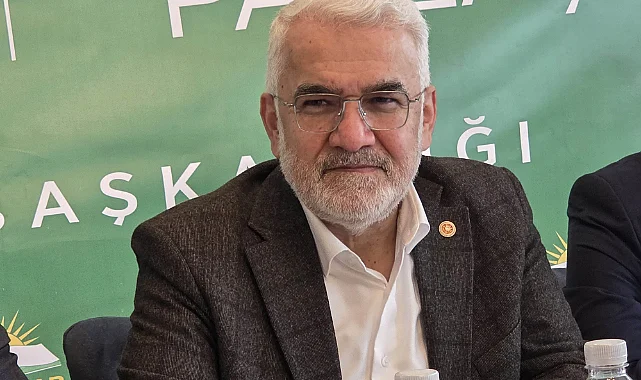 HÜDA PAR Lideri Zekeriya Yapıcıoğlu Samsun’da Konuştu: Aile Yıkılırsa Toplum Zayıflar