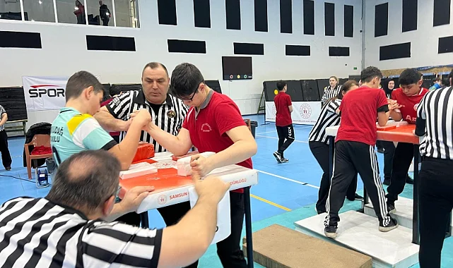 Samsun'da Demir Bileklerin Düellosu: Okul Sporları Heyecanı Sona Erdi