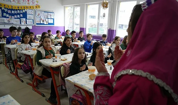 Samsun’da Miniklerin Ramazan Heyecanı: İlkadım İlkokulu’nda Tekne Orucu Şenliği