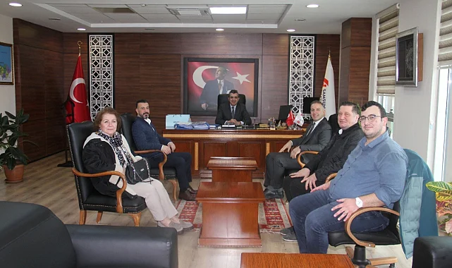 Samsun Eczacı Odası’ndan Vergi Haftası Çıkartması: Defterdar Temiz’e Nezaket Ziyareti