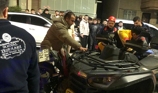 Vezirköprü’de Motosiklet ve ATV Çarpıştı: 4 Kişi Hastaneye Kaldırıldı