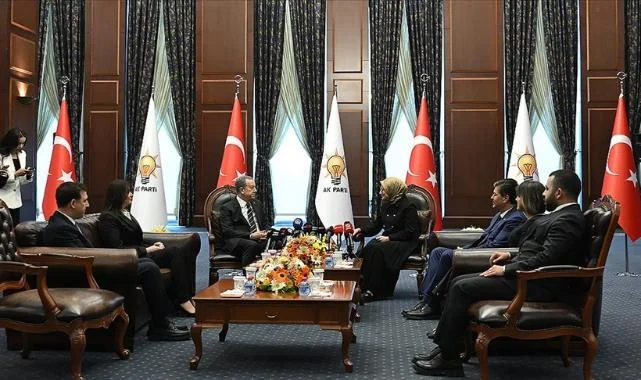 AK Parti Heyeti Bayramda 14 Partiyi Ağırladı