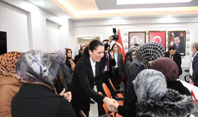 AK Partili Çiğdem Karaaslan Ladik’ten Seslendi: Huzurumuzun Kıymetini Bilmeliyiz