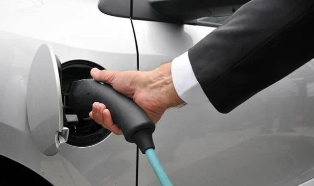 Akaryakıt Zamları Elektrikli Otomobil Satışlarını Patlattı